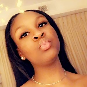 Meet your Posher, Jeanie